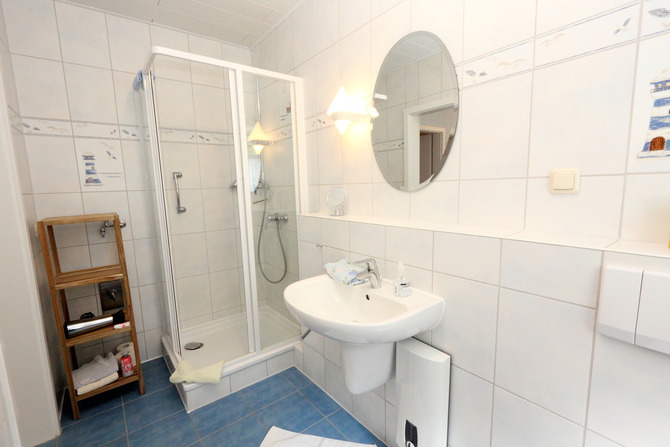 Ferienwohnung in Kühlungsborn - Ferienhaus zum Strand - mit Dusche