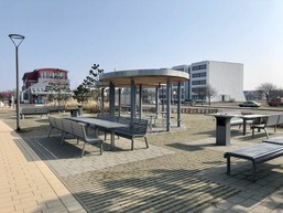 "Apartment - FerienOase" mit Blick auf Yachthafen