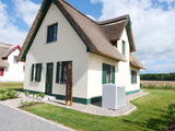 Ferienhaus in Zierow - dicht an der Küste Haus "Emma" mit Infrarot-Sauna u.Wallbox - Bild 1