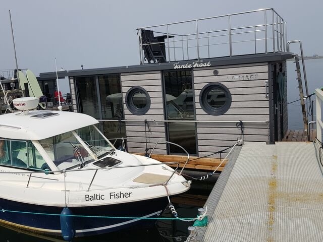Ferienwohnung in Heiligenhafen - exclusives Hausboot "Tante Trost" - Bild 2