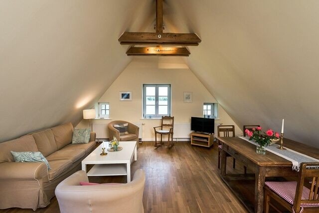 Ferienwohnung in Neuenkirchen (Rügen) - Rügen Ferienwohnung 8 am Wasser Gut Grubnow mit WLAN und Sauna - Bild 2