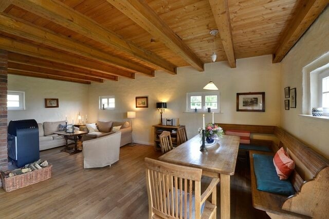 Ferienhaus in Neuenkirchen (Rügen) - Ferienhaus Remise direkt am Wasser im Gut Grubnow Rügen - Bild 5