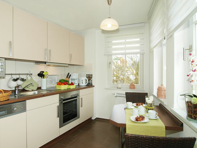 Ferienwohnung in Seebad Heringsdorf - (Brise) Gartenhaus Emmi App. 10 - Bild 5